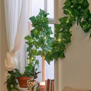 UO Faux Ivy Leaf Vine String Lights Garland